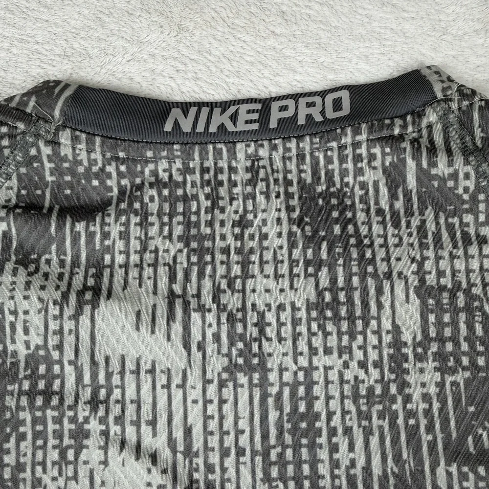 Nike Pro Dri-Fit Fitted Compression Digital Camo Long‎ Sleeve Athletic Shirt L
